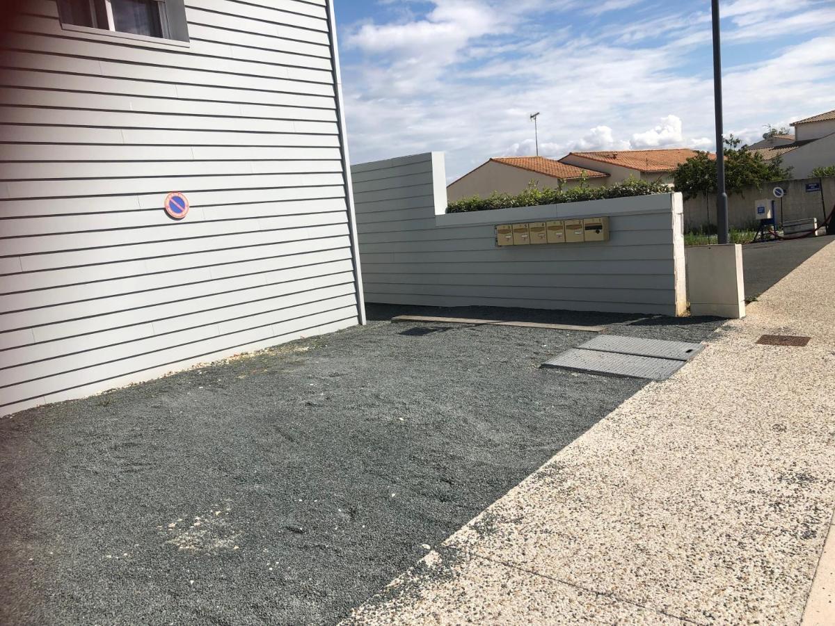 Le Defi Apartment Fouras Bagian luar foto